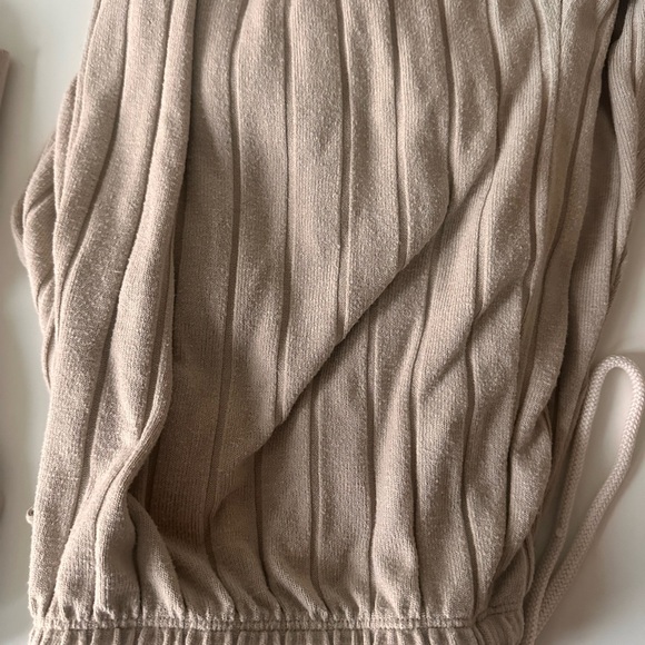Taupe Ribbed Lounge Set - Picture 5 of 8